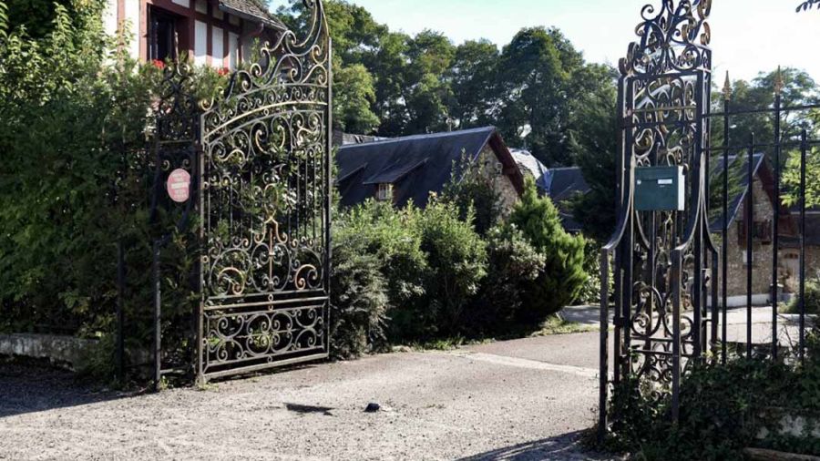 La smala de Rifaat al-Assad abandonnée dans la misère en France