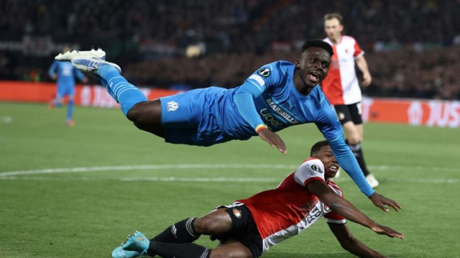 L'OM battu par Feyenoord mais encore en vie