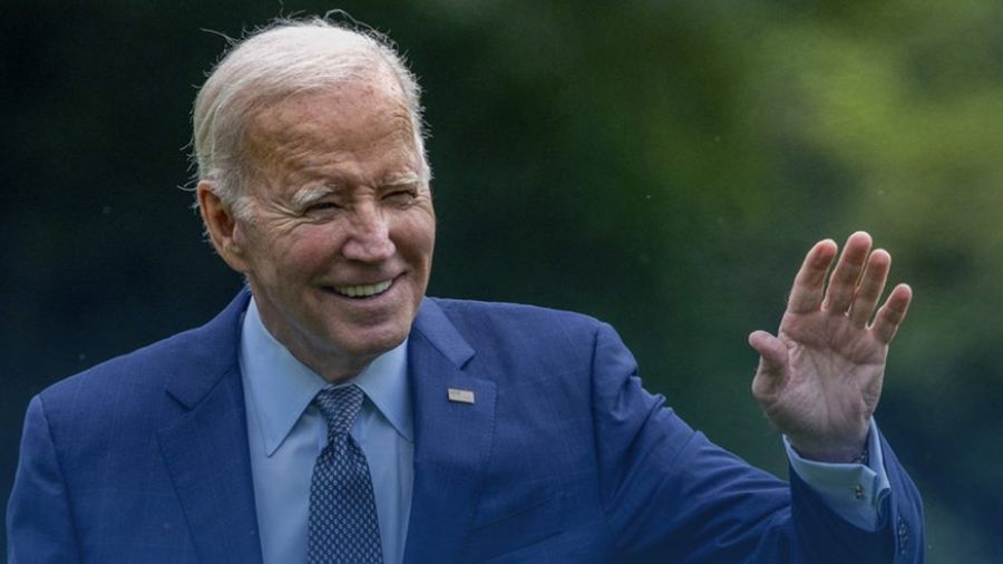 Biden fait état de «discussions» avec Israël sur les installations pétrolières iraniennes
