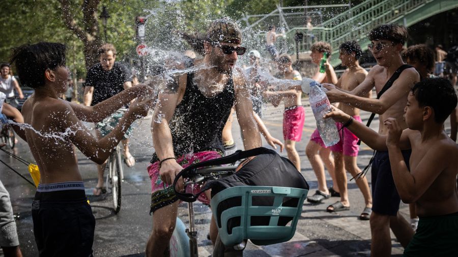 France: troisième canicule en moins de deux mois, des pics à 40°C