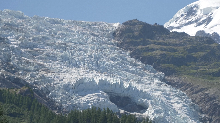 Canicule: dans les Alpes, l'eau et la neige manquent déjà