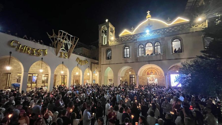 Le voyage du Feu sacré: de Jérusalem à Beyrouth, un symbole de foi et d'unité