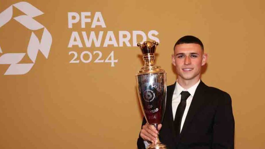 Angleterre: Phil Foden élu \