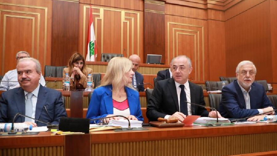 La loi électorale en commissions parlementaires: un consensus politique d’abord, avertit Bou Saab