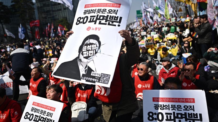 La Cour constitutionnelle de Corée du Sud destitue le président Yoon