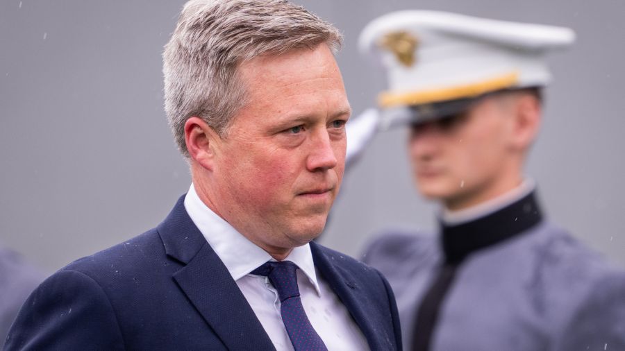 Le secrétaire américain à l'Armée de terre démissionne après des mois de tension