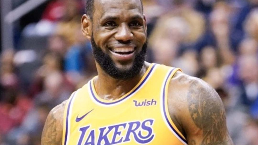 NBA: retour gagnant de Davis avec les Lakers