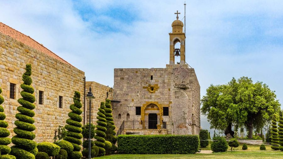 Le temple de Deir el-Qalaa, la montagne des trois religions