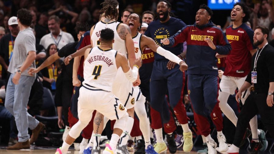Play-offs NBA: les Knicks renversent Boston, Denver surprend Oklahoma City