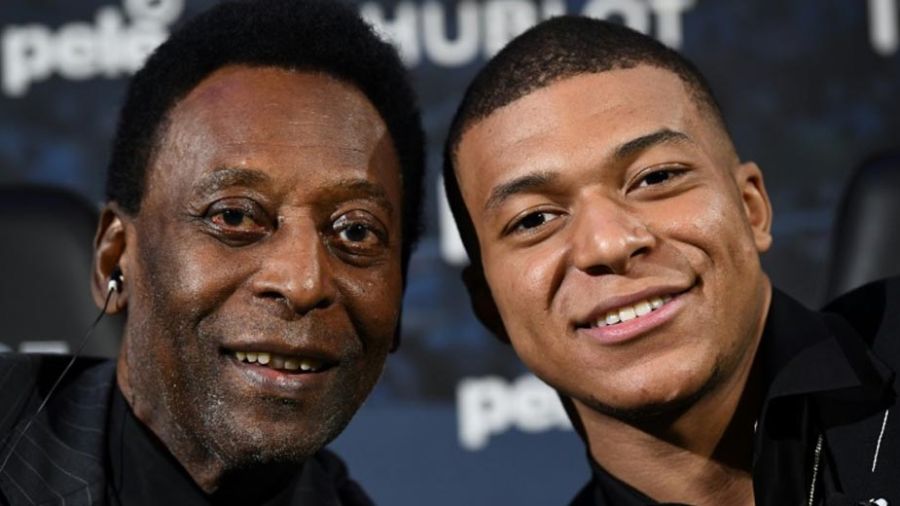 Trois jours de deuil pour Pelé au Brésil, hommages du monde entier