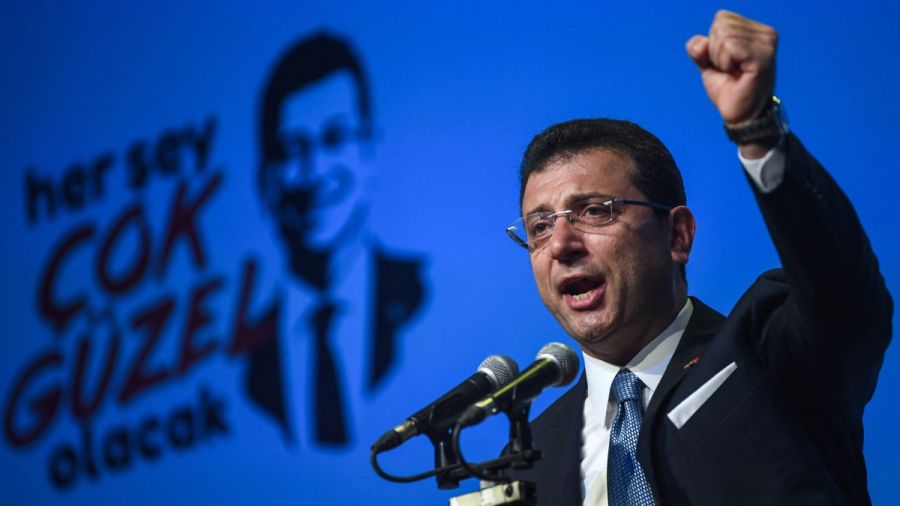 Turquie: première nuit en prison pour le maire d'Istanbul désigné candidat à la présidentielle par son parti