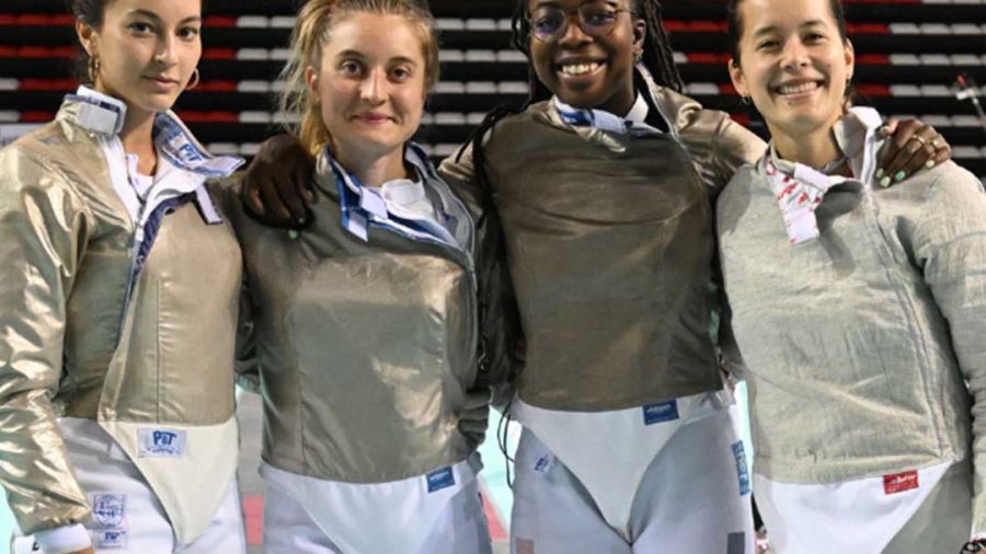 Championnats d'Europe d'escrime: les sabreuses bleues en or