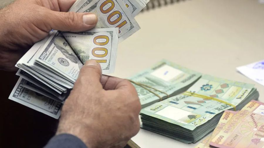 Le dollar à 15.000 livres pour unifier les taux de change
