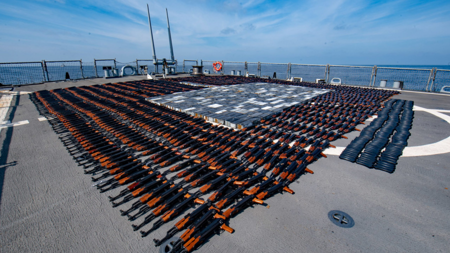La US Navy saisit des armes iraniennes destinées aux Houthis