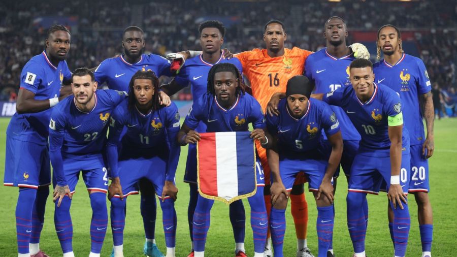 Mondial-2026: la France souffre mais s'en sort face à l'Islande