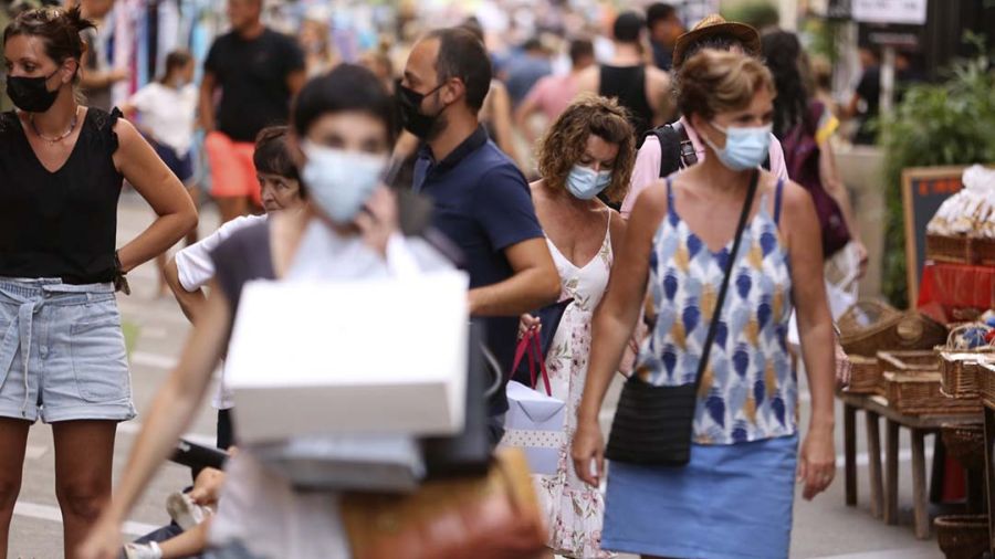 France-Covid-19 : Nouveau record avec plus de 200000 contaminations supplémentaires mercredi