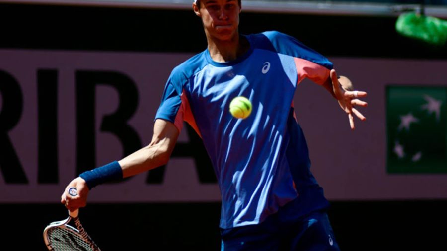 Roland-Garros: le Français Gabriel Debru couronné en juniors