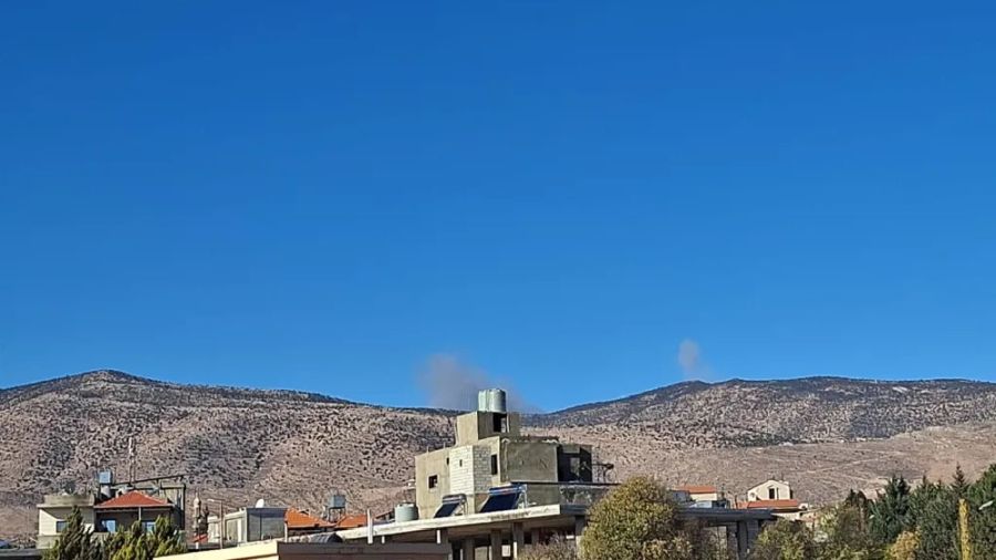 Israël lance plusieurs frappes aériennes ciblant des positions du Hezbollah