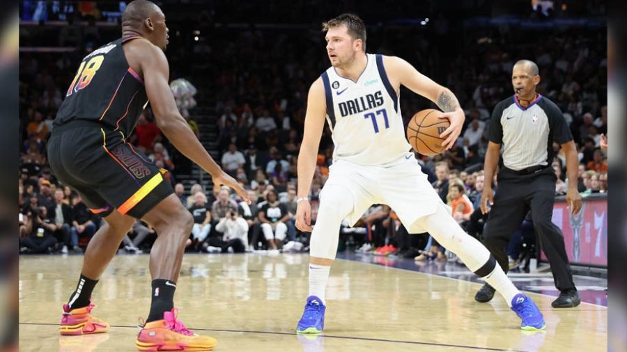 Dallas écrase Memphis, les Celtics toujours invaincus
