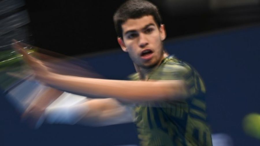Tennis: qualification laborieuse de Alcaraz à Bâle