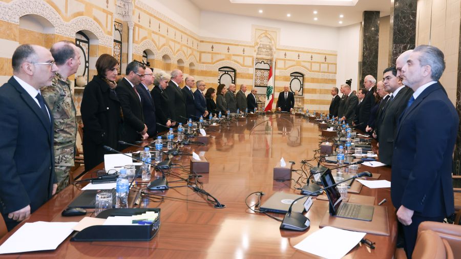 Le gouvernement libanais interdit les activités militaires du Hezbollah
