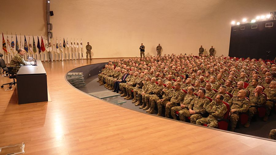 Le général Haykal réunit l’état-major et salue les sacrifices des soldats libanais