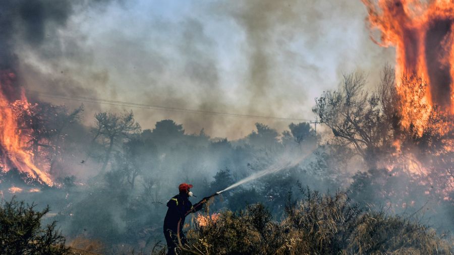L'UE travaille «sans relâche» pour venir en aide aux pays en proie aux incendies