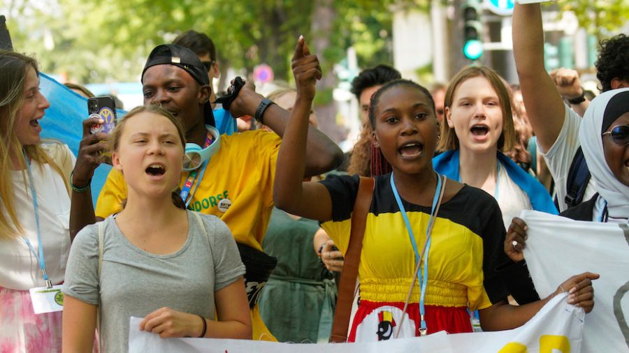 Greta Thunberg réitère son appel à sortir des énergies fossiles