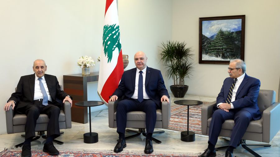 Liban: les dirigeants appellent à un retrait israélien total
