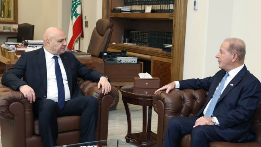 Aoun à Issa: consolider le cessez-le-feu