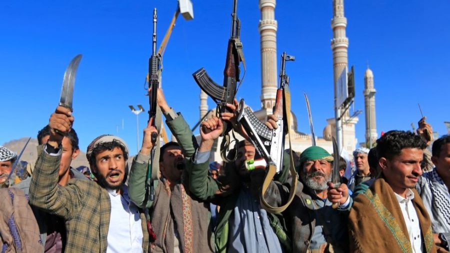 Yémen: les Houthis revendiquent l'attaque lundi d'un cargo en mer Rouge