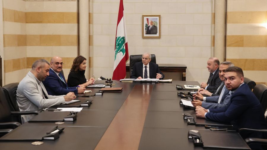 Nawaf Salam suit les projets de reconstruction dans les régions sinistrées