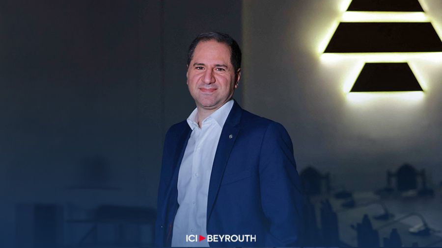 S. Gemayel à Le Drian: Nous ne céderons pas le pays au Hezbollah