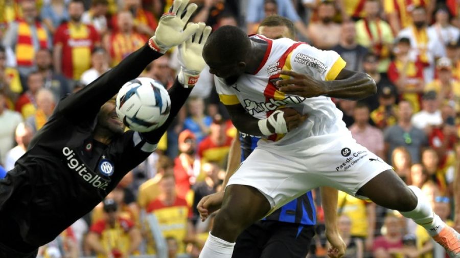 Lens arrache un succès de prestige face à l'Inter