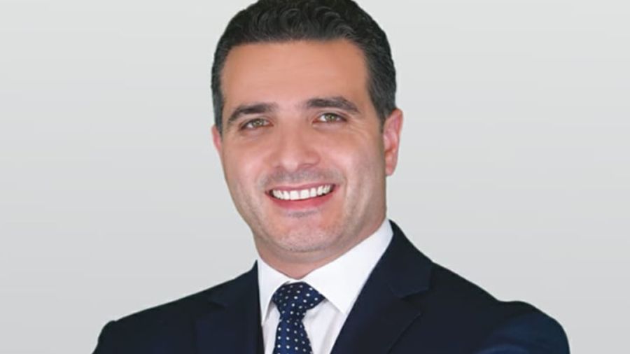 Ihab Matar fait don de son salaire à l’armée