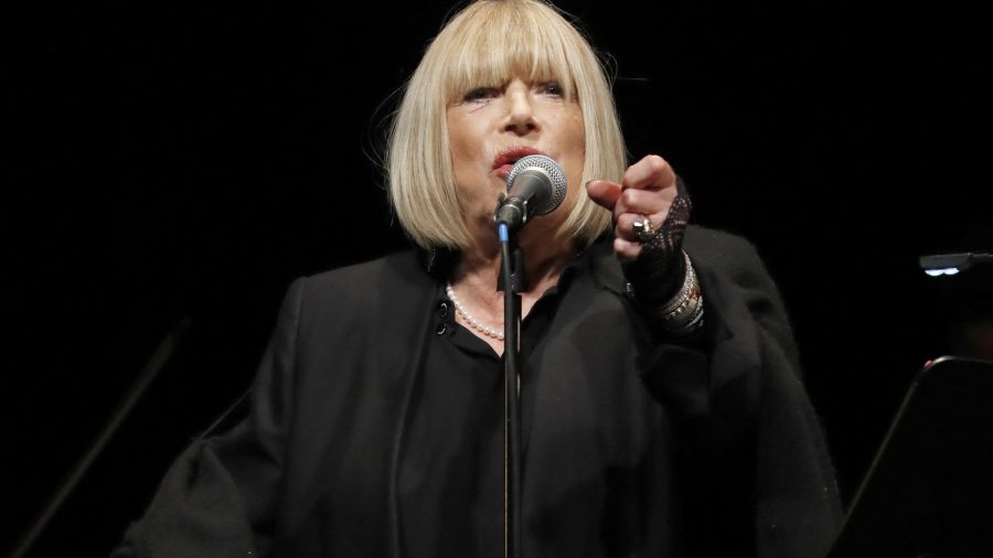 Marianne Faithfull, icône rebelle du folk-rock, rejoint l’éternité