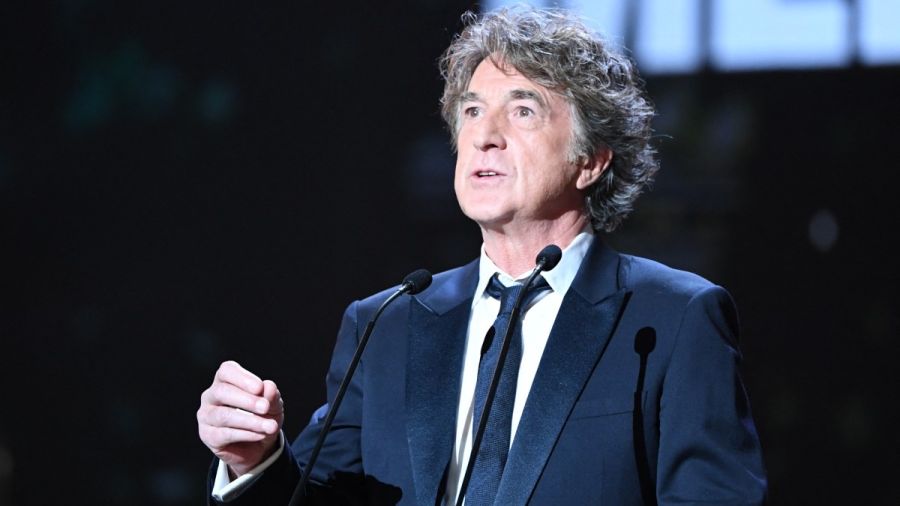 François Cluzet en solo: un retour théâtral magistral