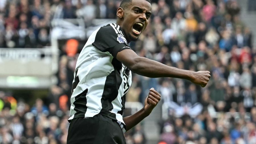 Foot: fin de saga et transfert record, Isak débarque à Liverpool