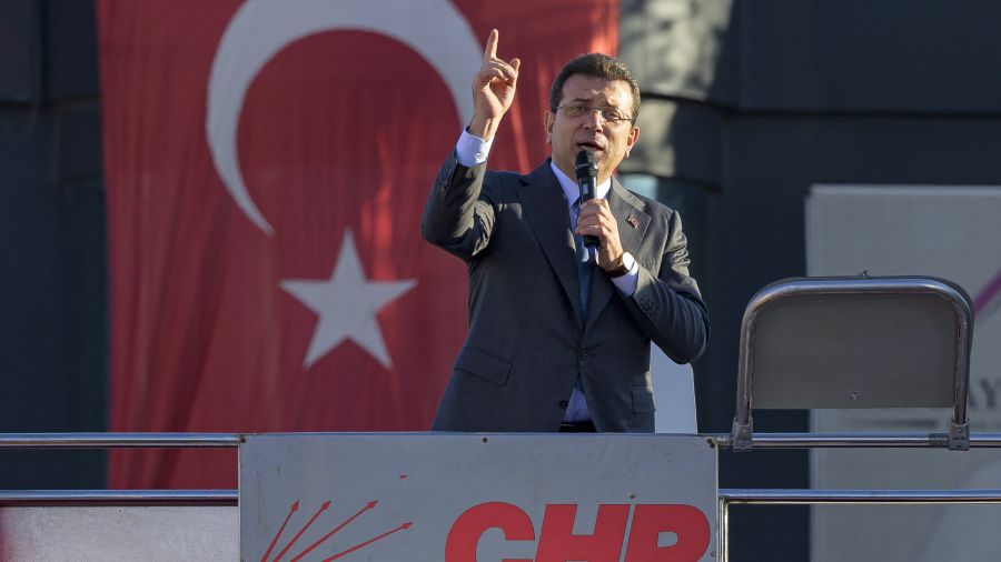 Turquie: le maire d'Istanbul arrêté pour \