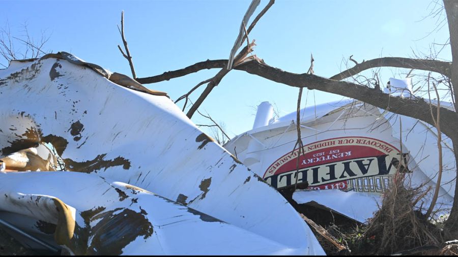 USA : Dans les ruines de l'usine de Mayfield, l'espoir d'un improbable miracle