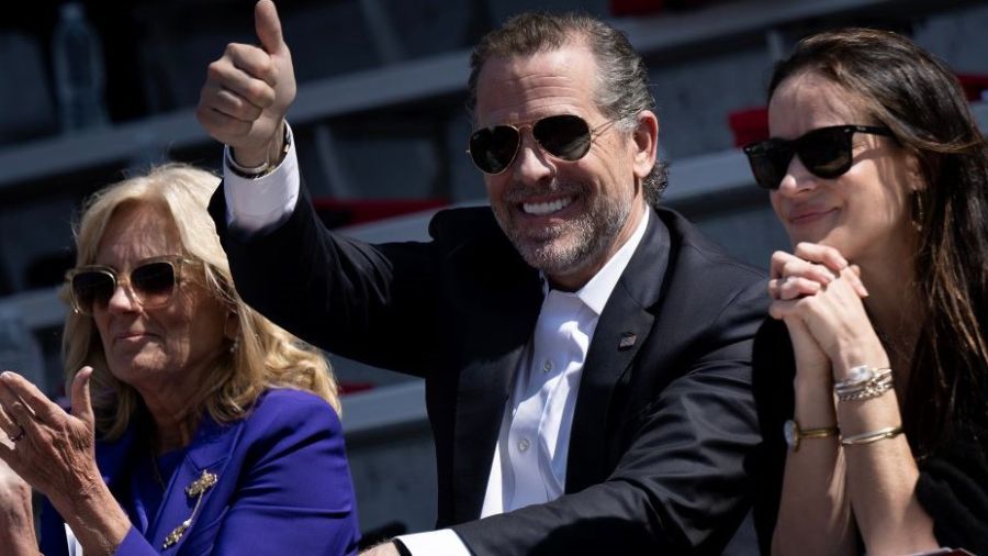Hunter Biden inculpé pour détention illégale d'arme à feu
