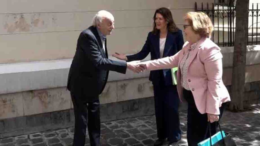 Barbara Leaf reçue par Joumblatt et Berry