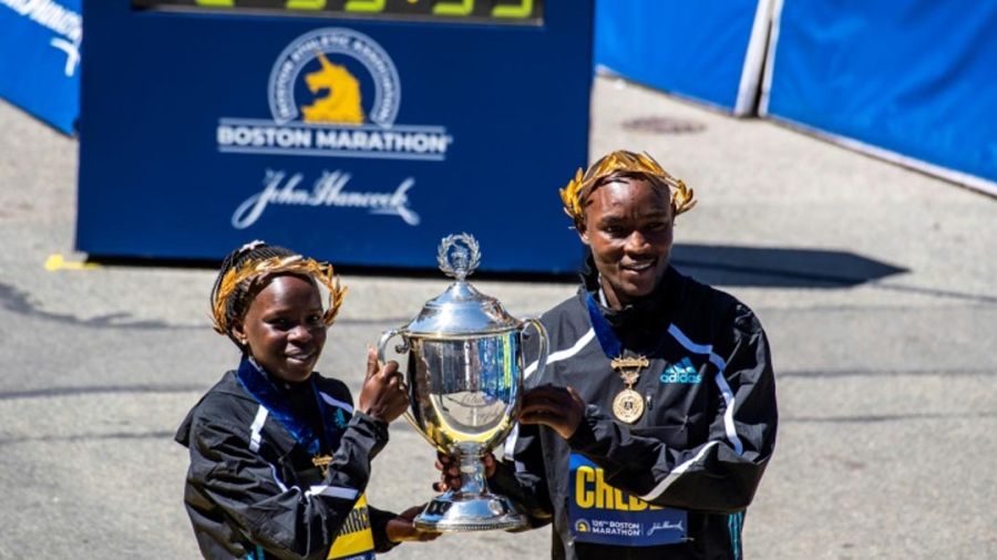 Les Kényans dominent le marathon de Boston