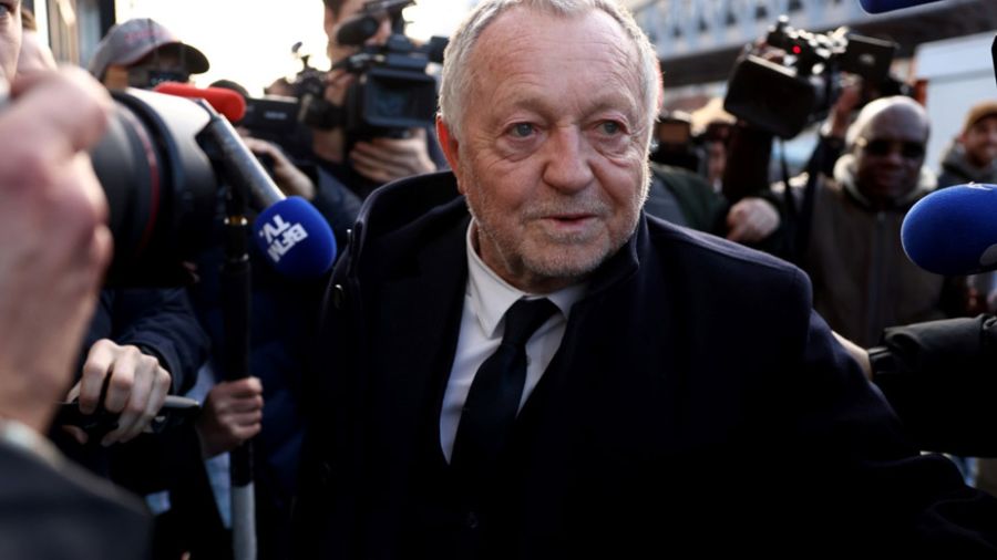 Aulas assure vouloir garder Cherki à l'OL