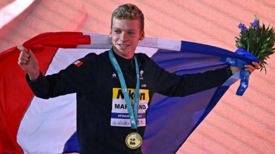 Natation: Marchand au paradis, les Bleus voient triple