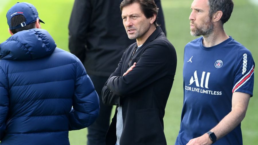 Leonardo, l'éviction d'un dirigeant omniprésent mais surprotecteur