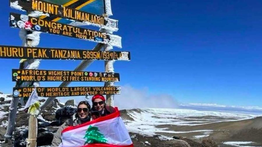 Le drapeau libanais hissé au mont Kilimandjaro