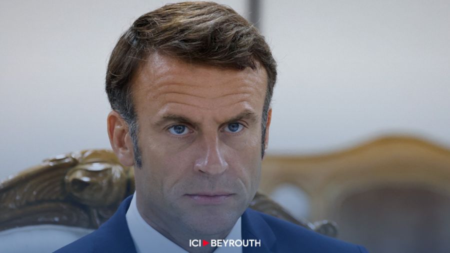 Législatives: Macron renvoie les extrêmes dos à dos, la gauche parle économie