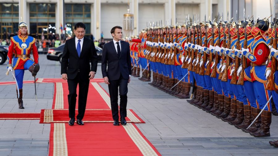Emmanuel Macron en Mongolie pour un partenariat énergétique