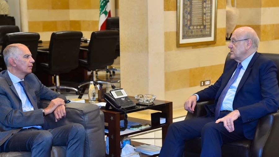 Mikati reçoit le nouveau chargé d'affaires français Hervé Magro